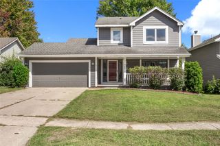 455 52nd Place, West Des Moines, IA 50265