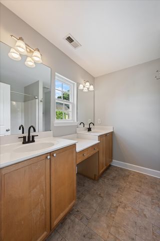 1016 Loxley Dr, Nashville, TN 37211