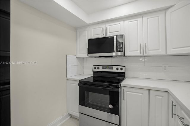 1300 Saint Charles Pl 301, Pembroke Pines, FL 33026