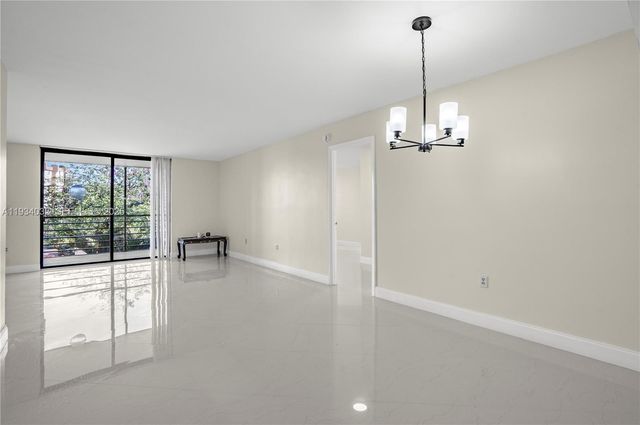 1300 Saint Charles Pl 301, Pembroke Pines, FL 33026