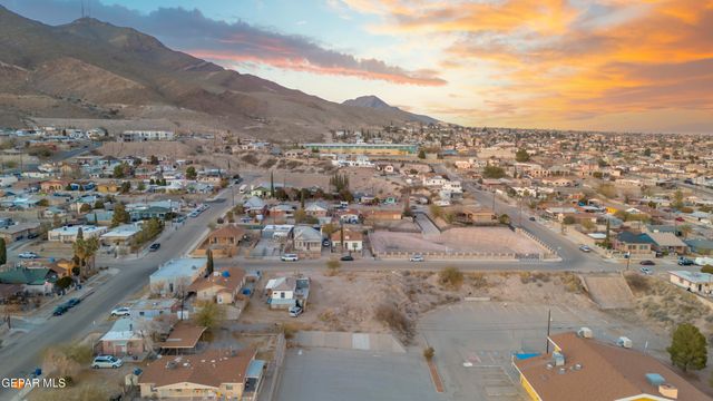 2214 TREMONT Avenue, El Paso, TX 79930