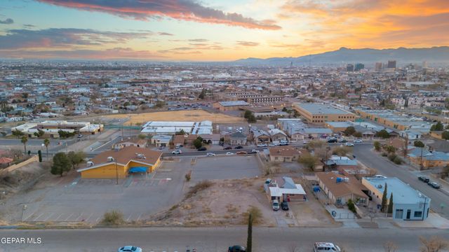 2214 TREMONT Avenue, El Paso, TX 79930