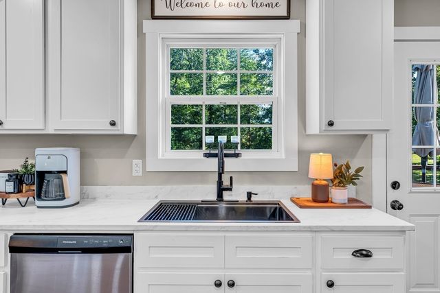 103 Highland Dr, Monteagle, TN 37356