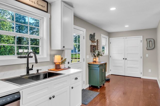 103 Highland Dr, Monteagle, TN 37356