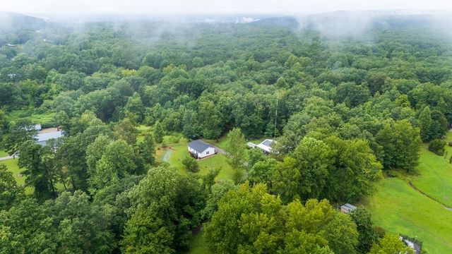 103 Highland Dr, Monteagle, TN 37356
