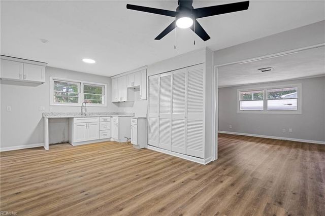 3601 Winchester DR, Portsmouth, VA 23707