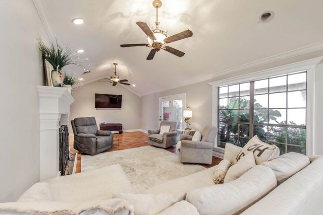 1418 Dr. Beatrous Road, Theriot, LA 70397