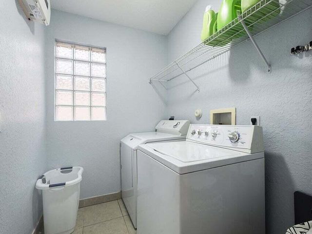 846 Gazetta Way, West Palm Beach, FL 33413