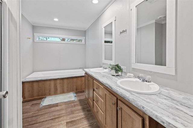 24378 N Highway 383, Iowa, LA 70647