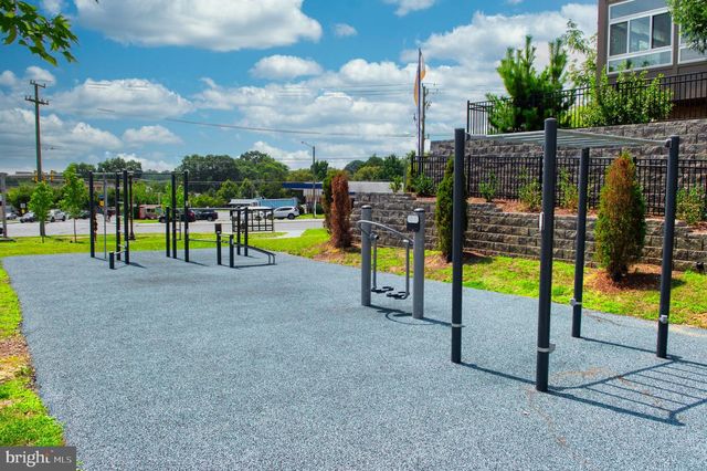 7203 MOUNTAINEER DR, Alexandria, VA 22306