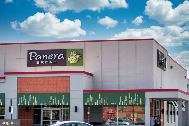 7203 MOUNTAINEER DR, Alexandria, VA 22306