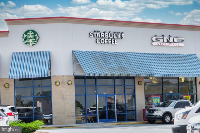 7203 MOUNTAINEER DR, Alexandria, VA 22306