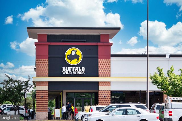 7203 MOUNTAINEER DR, Alexandria, VA 22306