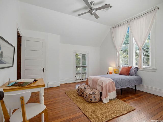 201 E Rische, San Antonio, TX 78204