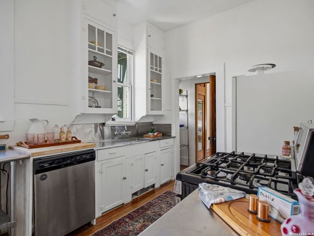 201 E Rische, San Antonio, TX 78204