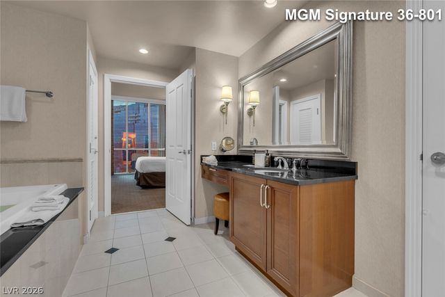 125 East Harmon Avenue 3601&3603, Las Vegas, NV 89109