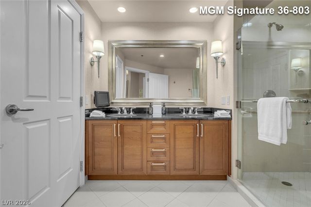 125 East Harmon Avenue 3601&3603, Las Vegas, NV 89109