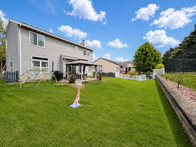 1969 Baldwin Way, Bolingbrook, IL 60490