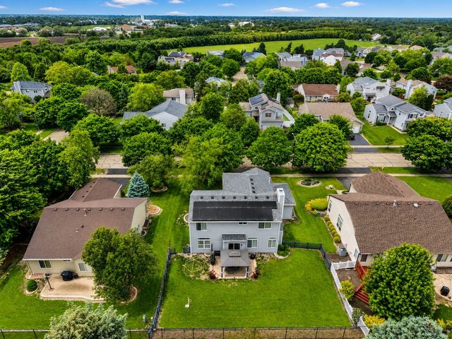 1969 Baldwin Way, Bolingbrook, IL 60490