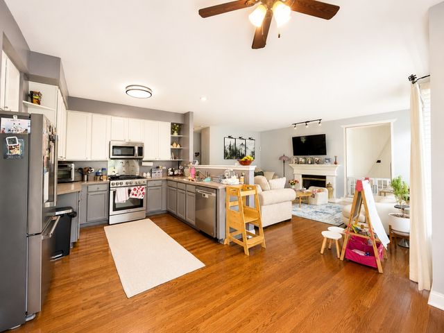 1969 Baldwin Way, Bolingbrook, IL 60490