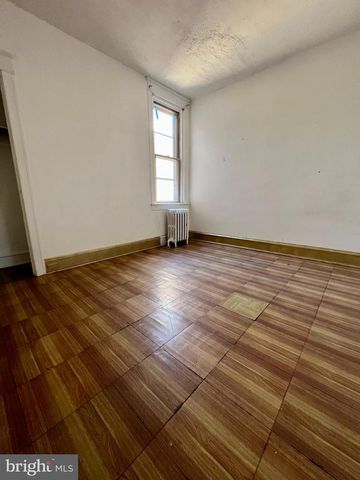 4584 G ST, Philadelphia, PA 19120