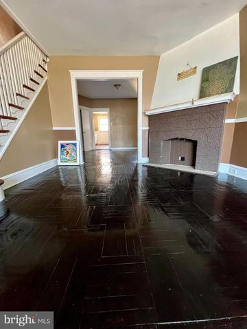 4584 G ST, Philadelphia, PA 19120