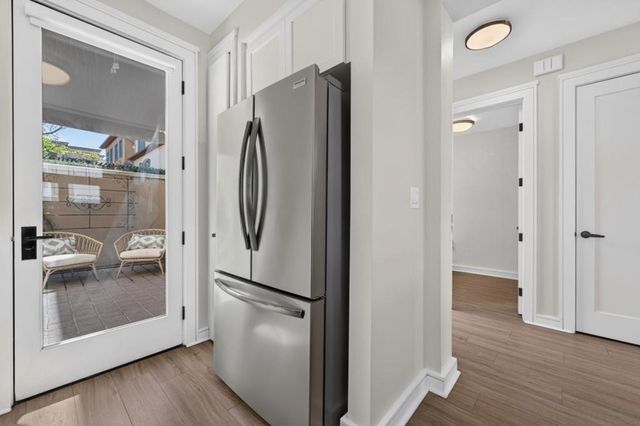 356 Santana Row 305, San Jose, CA 95128