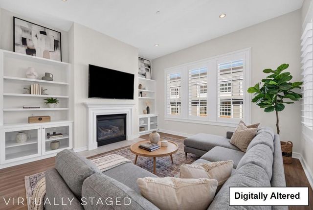 356 Santana Row 305, San Jose, CA 95128