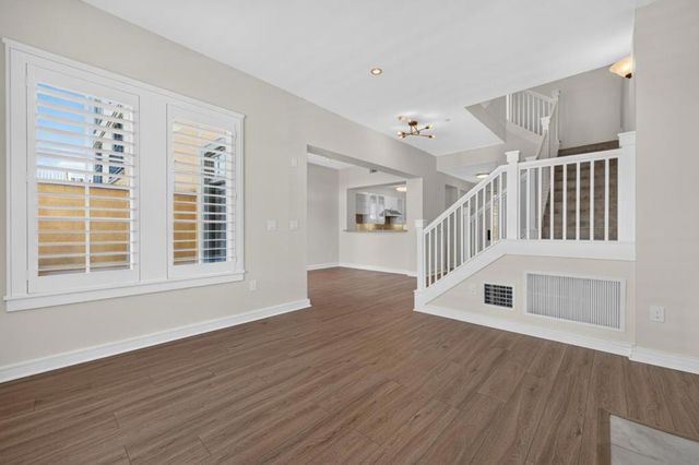 356 Santana Row 305, San Jose, CA 95128