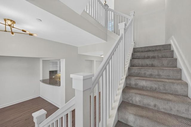 356 Santana Row 305, San Jose, CA 95128