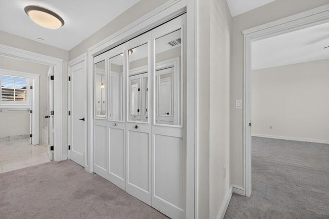 356 Santana Row 305, San Jose, CA 95128