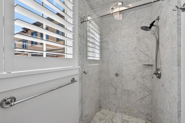356 Santana Row 305, San Jose, CA 95128