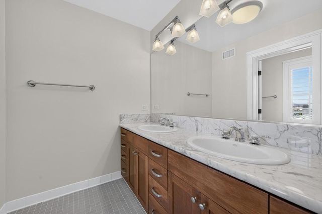356 Santana Row 305, San Jose, CA 95128