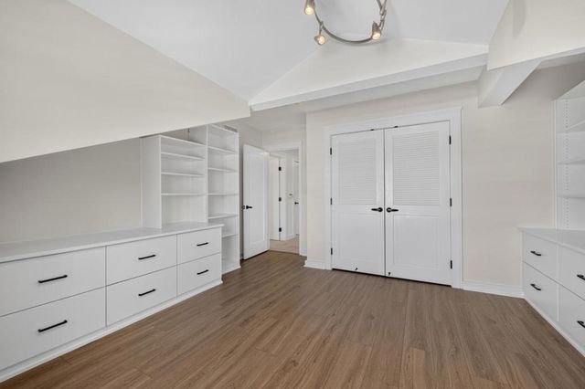 356 Santana Row 305, San Jose, CA 95128