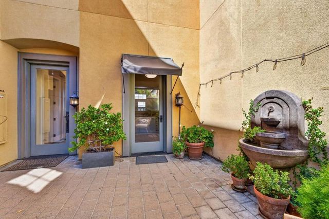 356 Santana Row 305, San Jose, CA 95128