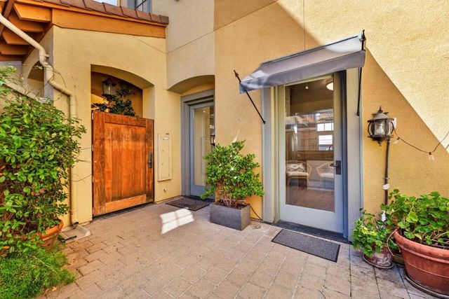 356 Santana Row 305, San Jose, CA 95128