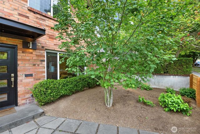 7009 Alonzo Avenue NW, Seattle, WA 98117