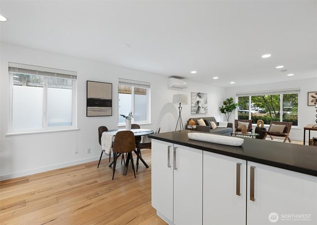 7009 Alonzo Avenue NW, Seattle, WA 98117