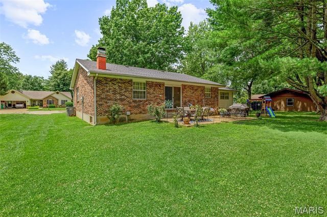 522 Yosemite Street, Farmington, MO 63640