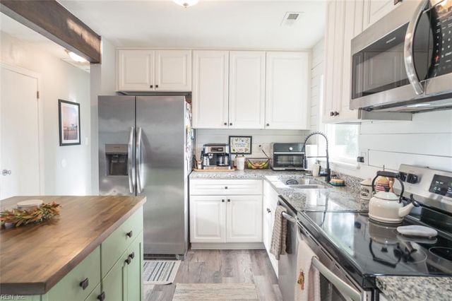 252 Driftwood RD, Virginia Beach, VA 23452