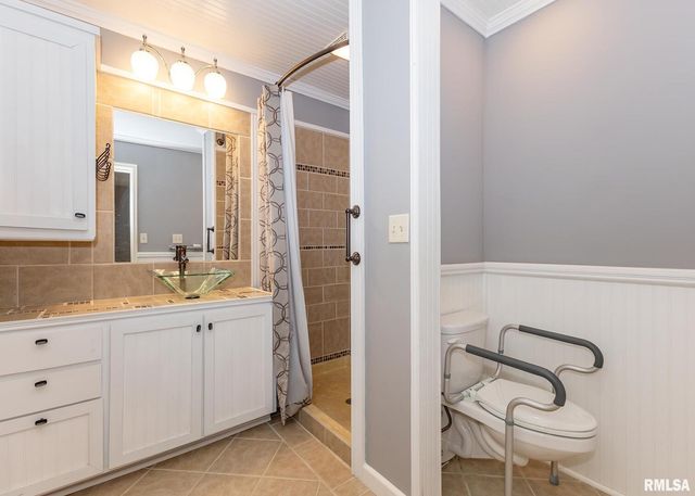 3907 44TH Street, Rock Island, IL 61201