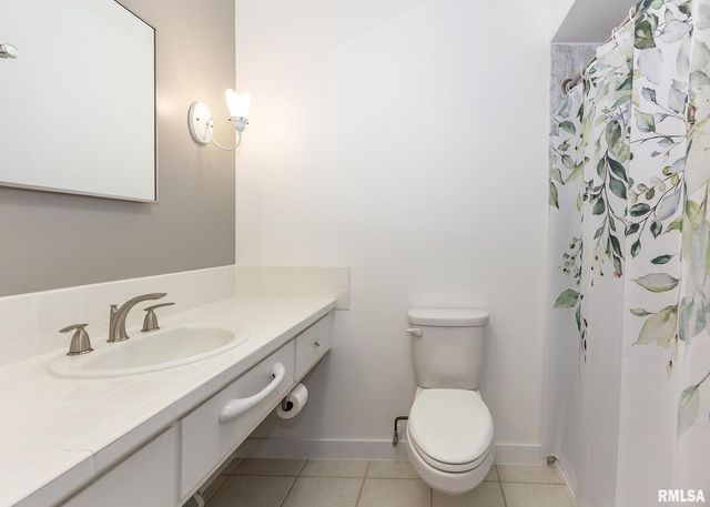 3907 44TH Street, Rock Island, IL 61201