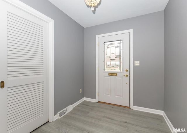 3907 44TH Street, Rock Island, IL 61201