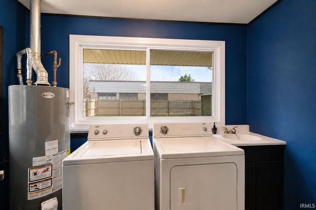 521 E Jackson Street, Mulberry, IN 46058