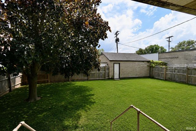 521 E Jackson Street, Mulberry, IN 46058