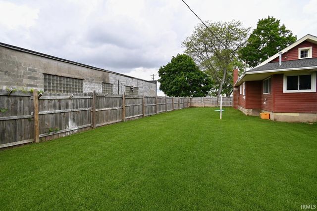 521 E Jackson Street, Mulberry, IN 46058