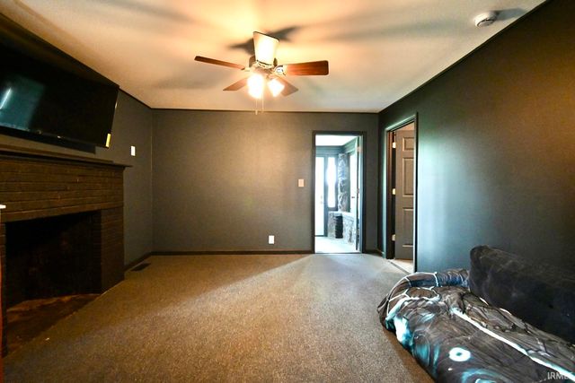 521 E Jackson Street, Mulberry, IN 46058