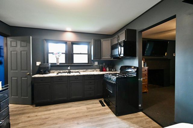521 E Jackson Street, Mulberry, IN 46058
