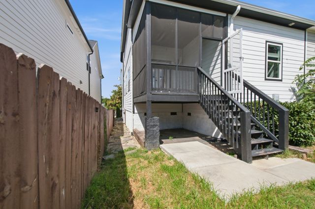 431 Croley Dr, Nashville, TN 37209