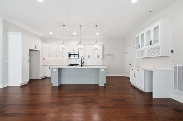431 Croley Dr, Nashville, TN 37209